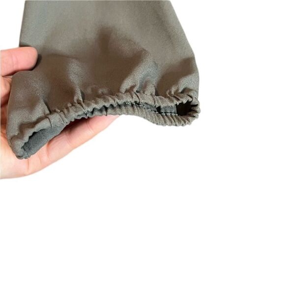 Bar III olive long sleeve dress with pockets! - Picture 8 of 10